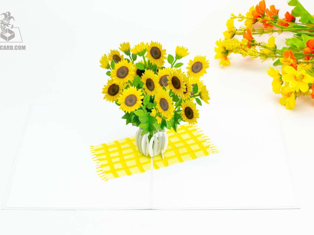 sunflower-vase-pop-up-card-01 (2)