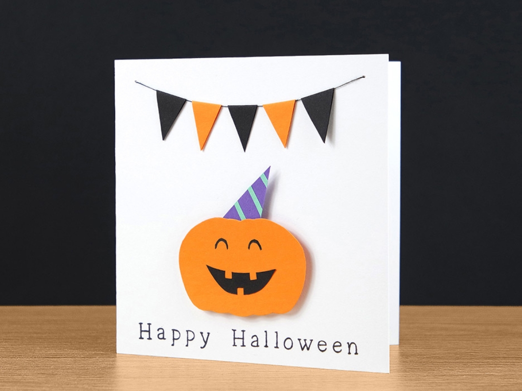 Halloween-traditions-sending-halloween-cards