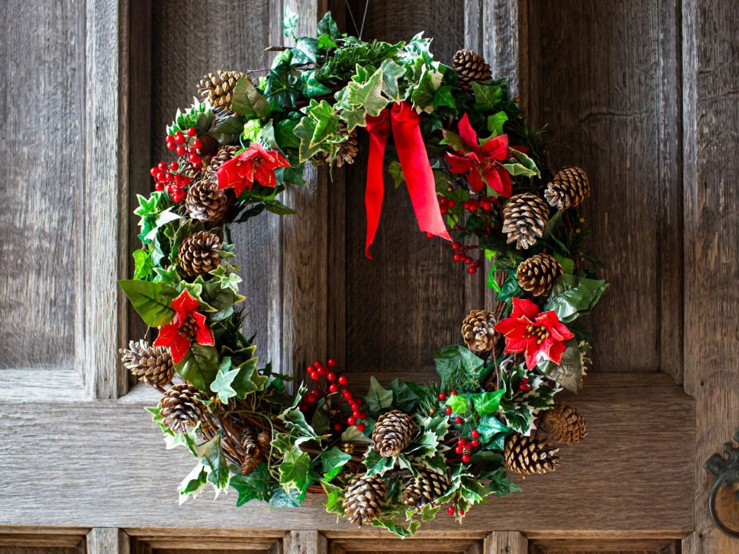 christmas-symbols-christmas-wreath