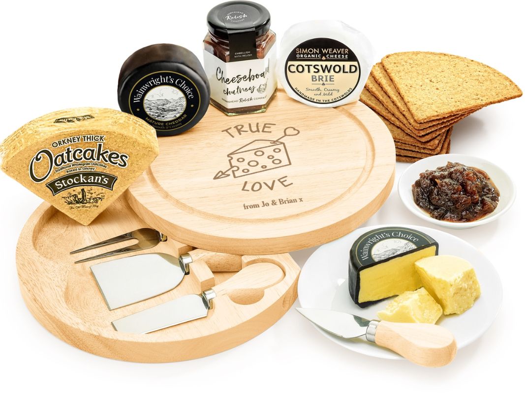 housewarming-gifts-cheese-board-set