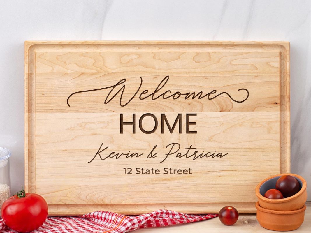 housewarming-gifts-personalized-cutting-board