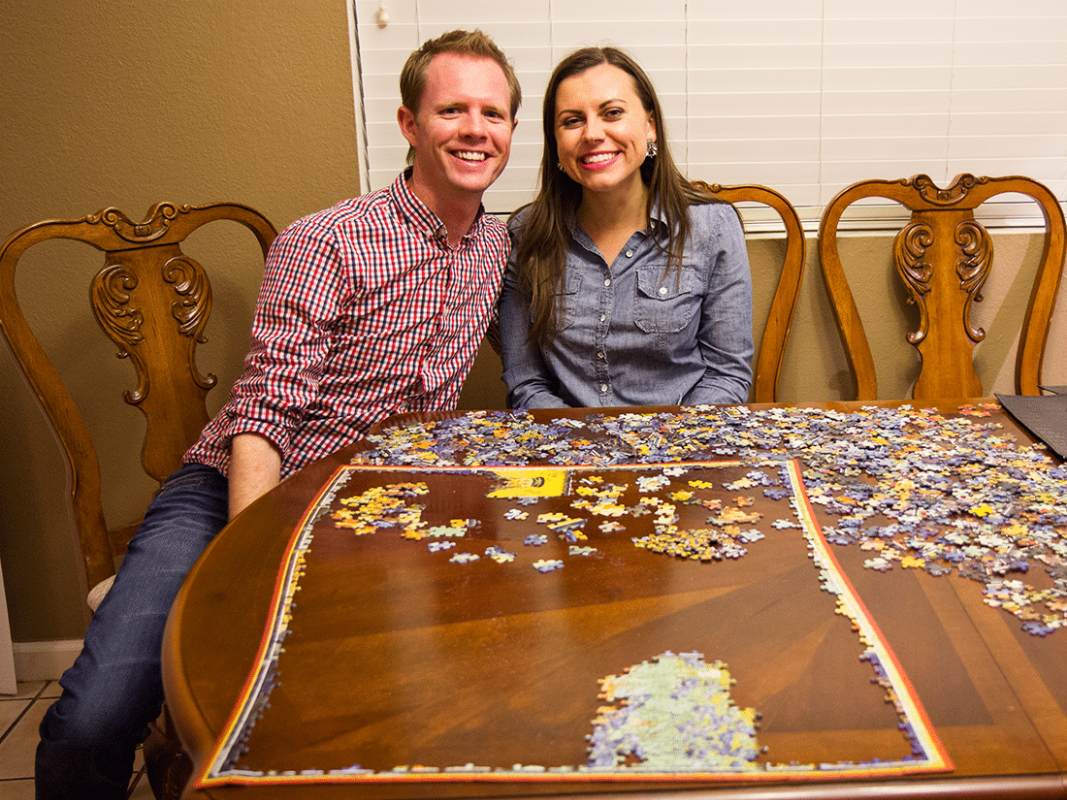 valentines-day-ideas-puzzle-night