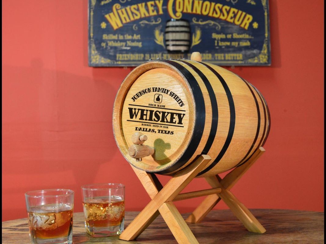 gift-ideas-for-man-personalized-whiskey-barrel