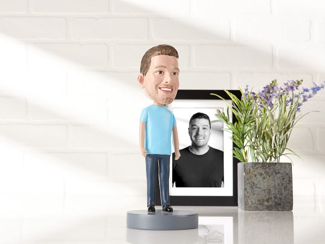 gift-ideas-for-manCustom Bobblehead Figurine